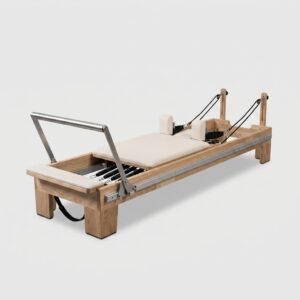 Reformer Pilates chêne avec outer rail – exercices latéraux avancés